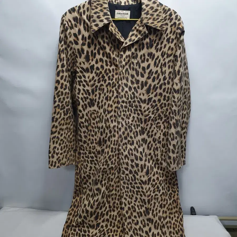 자딕앤볼테르 레오파드 코트 21-22fw 베이지 s