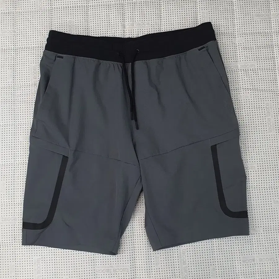 언더아머 밴딩 반바지 남자36~37