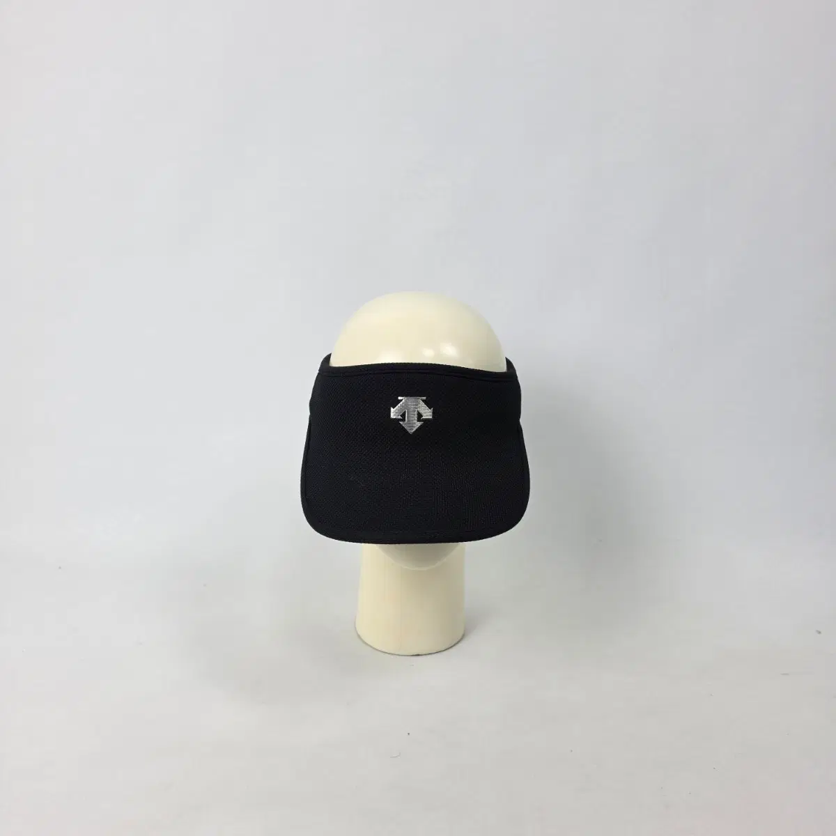 데상트 골프 썬캡 선바이저 블랙 57cm 260819