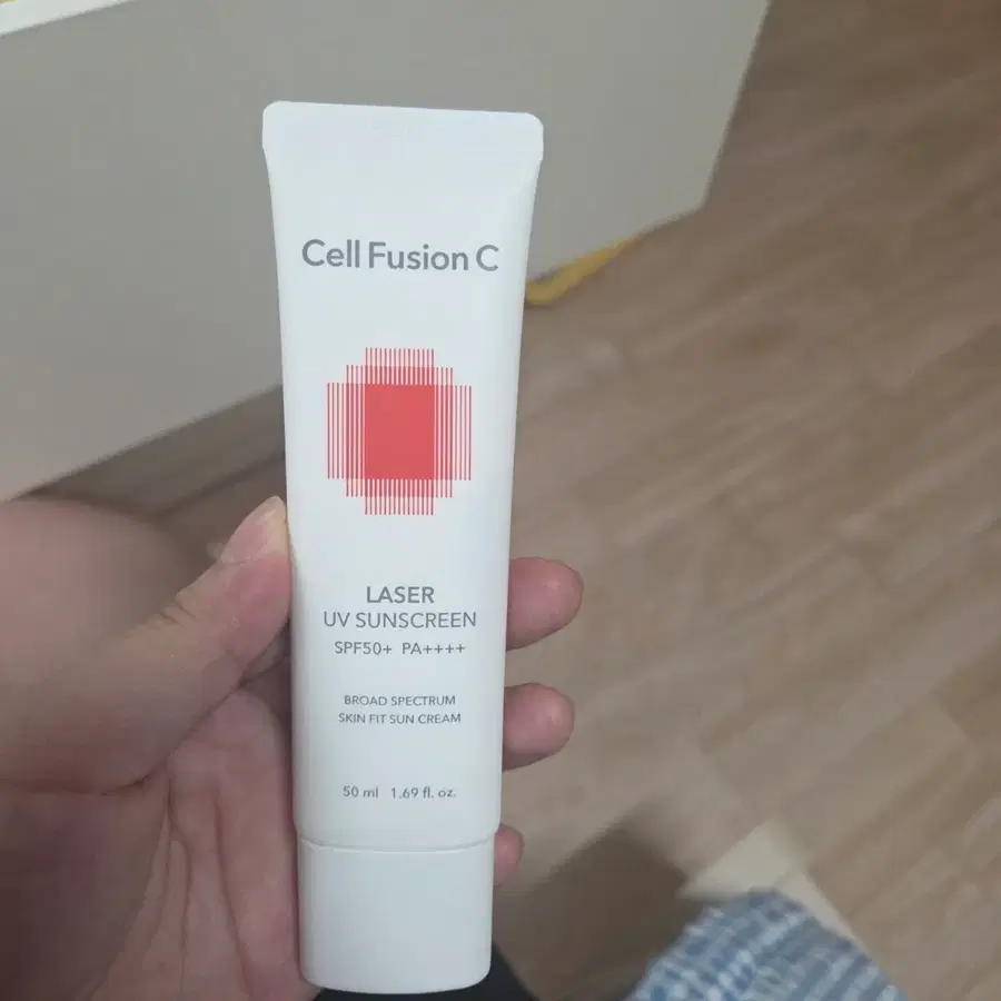 셀퓨전씨 레이저 UV 선스크린 SPF50+ PA++++