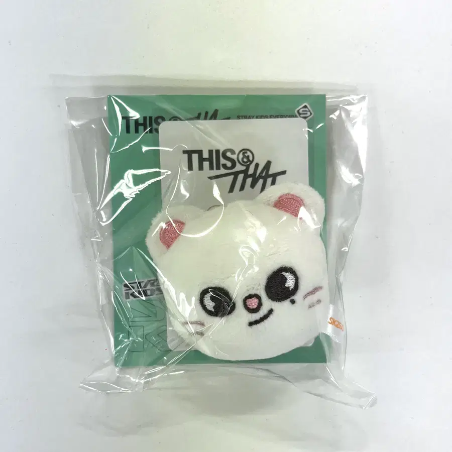 스키즈 디스앤댓 팝업 스키주 플러시 마그네틱 홀더 현진 지니렛