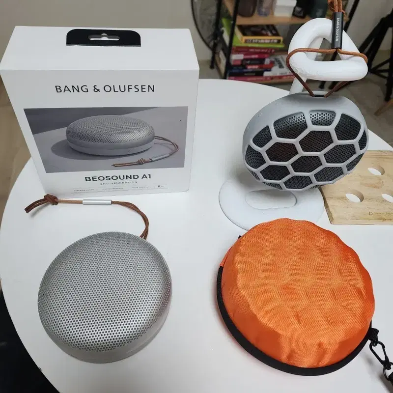 뱅앤올룹슨 Beosound A1 2세대 실버 스피커