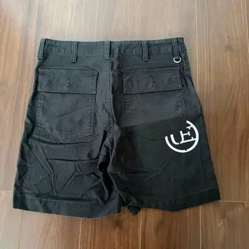 uniform experiment FATIGUE SHORTS