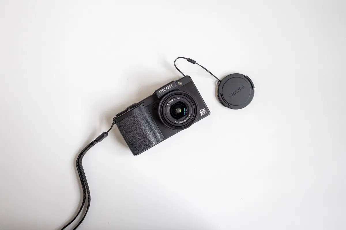 Ricoh GX200 / 디카 / 디지털 카메라