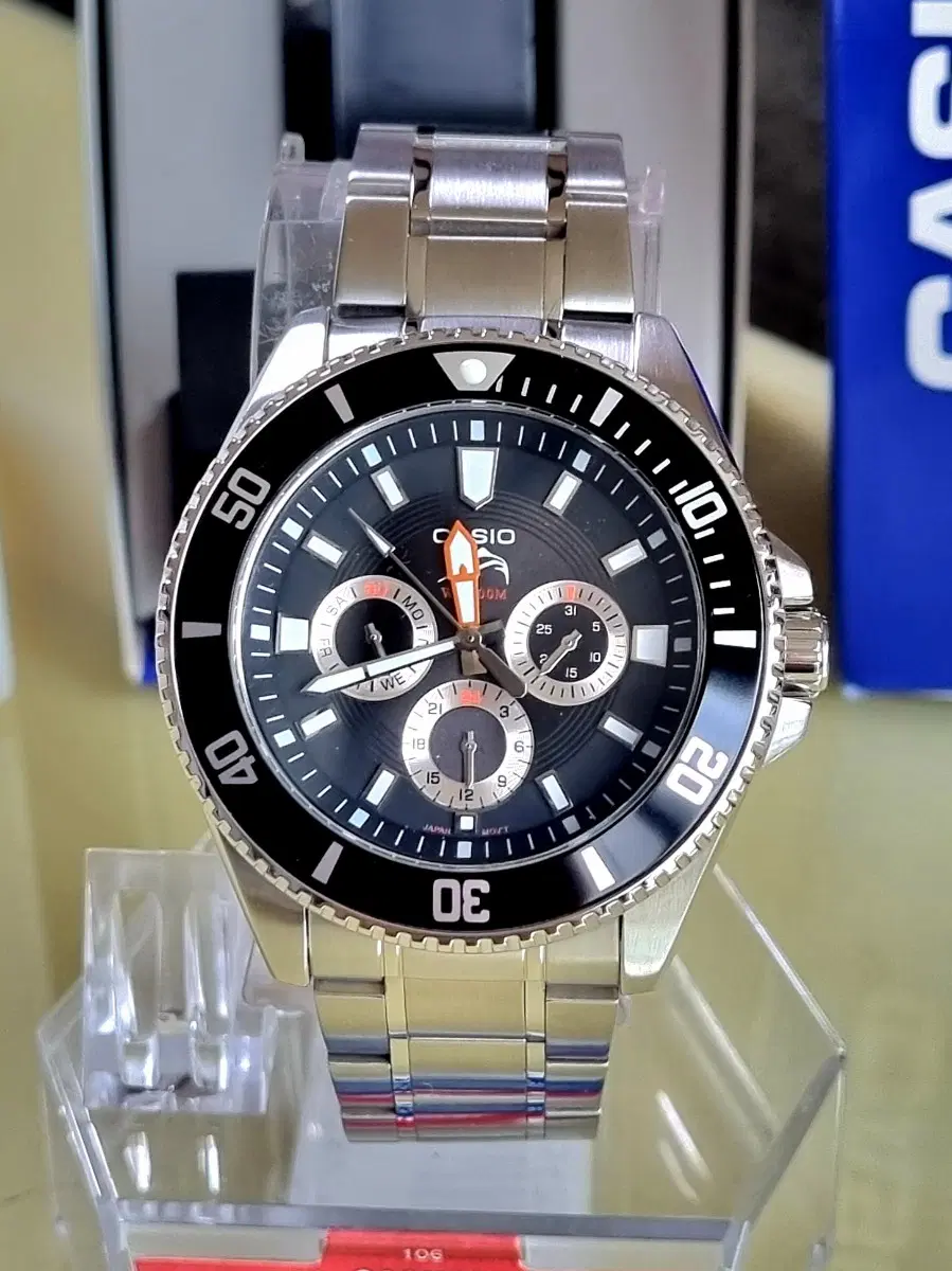 커스텀 빈티지 미사용품 CASIO MDV-302D 흑새치 청새치 백새치 밀리터리 군사워치 다이버 카시오시계