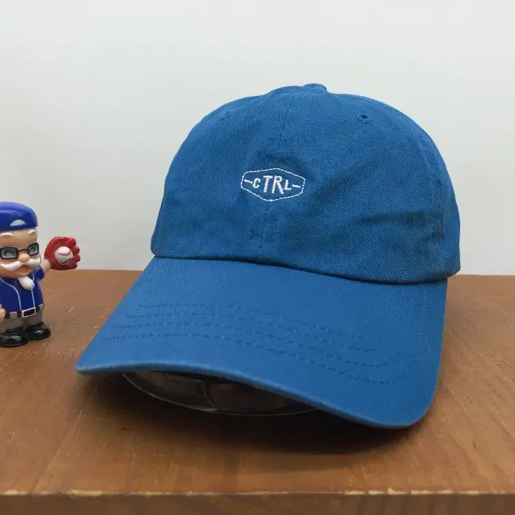 UNDERCONTROL 언더컨트롤 스트릿 베이직 로고 볼캡 야구모자 블루