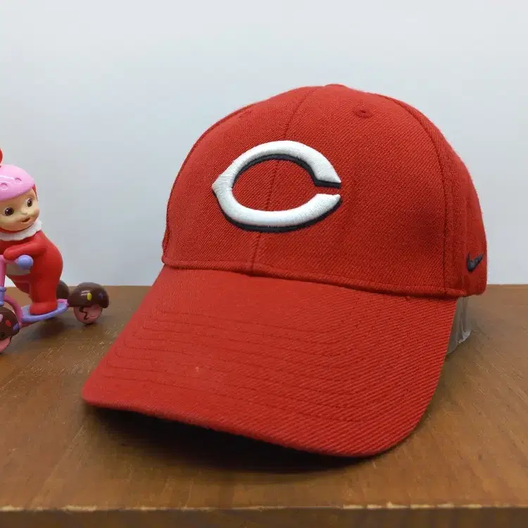 Y2K 올드 나이키팀 MLB 신시내티 레즈 자수 로고 빈티지 야구모자 볼캡 레드
