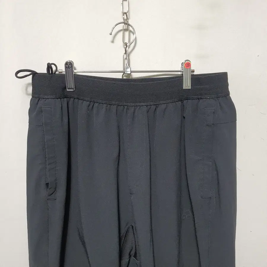 1281) 아디다스 여성 춘하 우븐 트레이닝 바지 XL