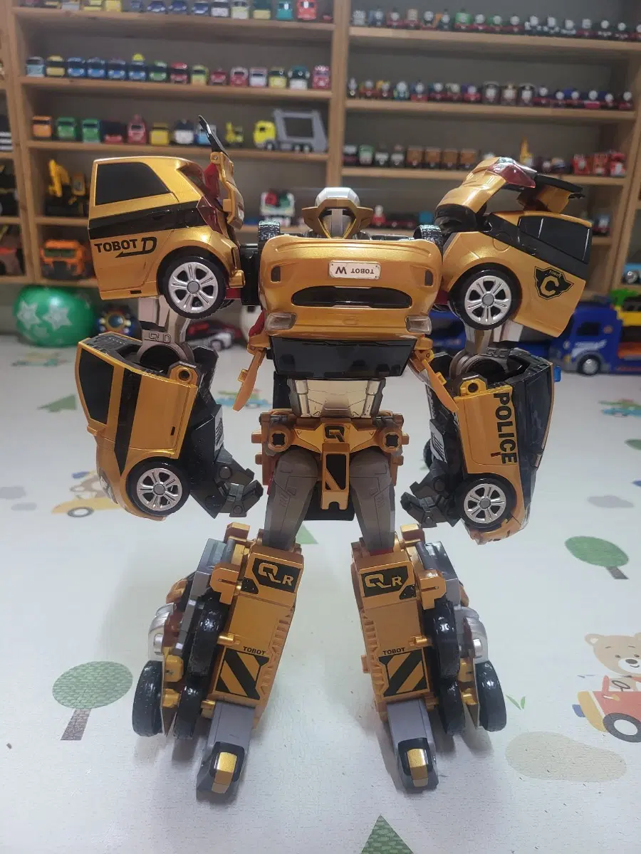 또봇 골든 쿼트란