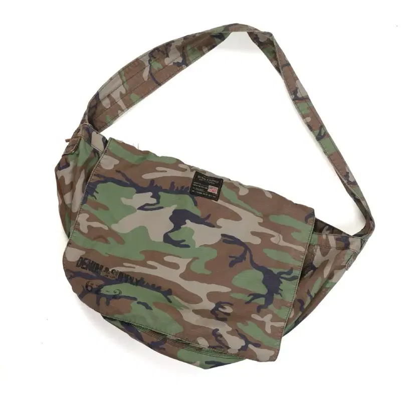 데님 앤 서플라이 Denim & Supply Camouflage Newboy Bag
