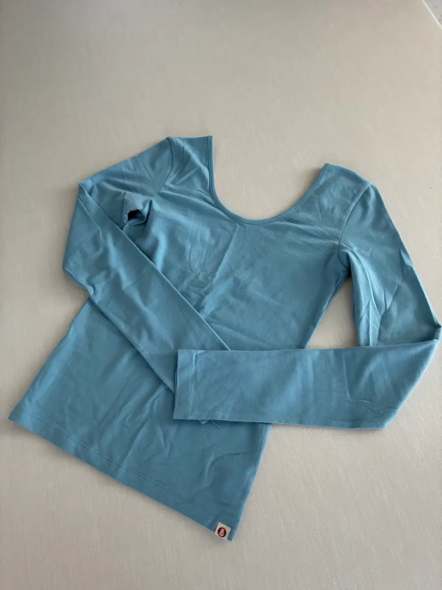 부디무드라 Bahu long sleeve