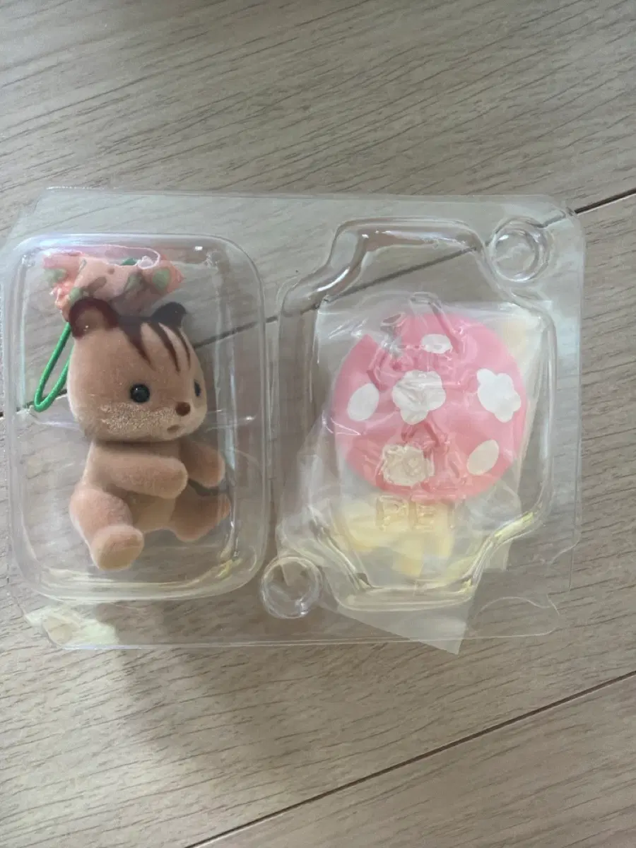 실바니안 요정의 숲 버섯 다람쥐