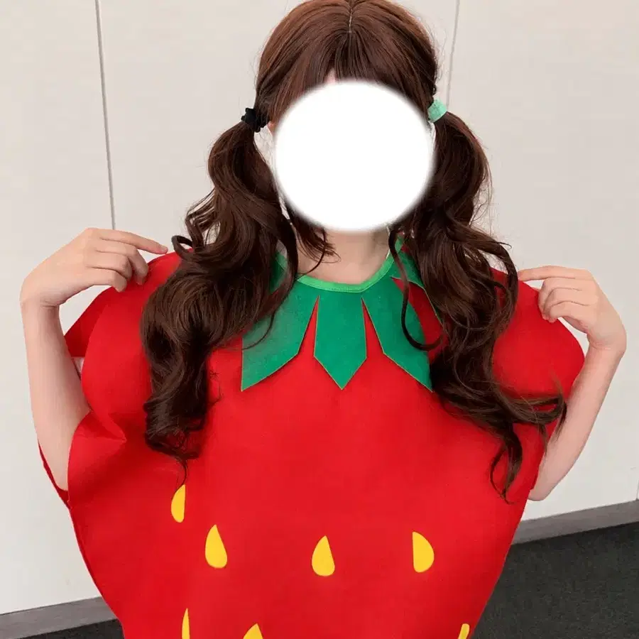 (보증금X) 졸업사진 딸기 대여 졸사 옷 컨셉