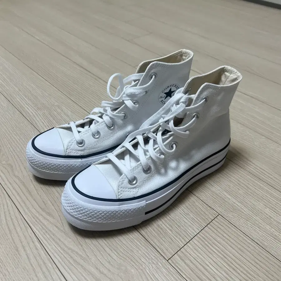 컨버스 하이 새상품 230
