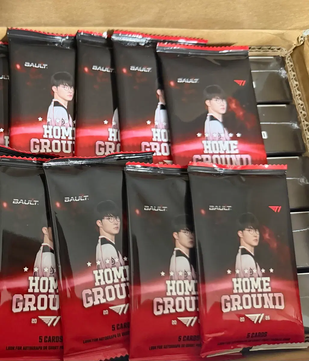 BAULT T1 HOME GROUND 2026 미개봉 카드팩 판매