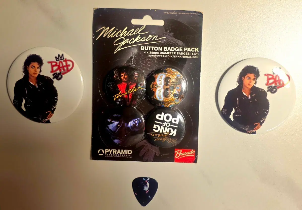 마이클 잭슨 Michael Jackson 6 x 뱃지 +기타픽 세트 Pin Badge Set 마이클잭슨