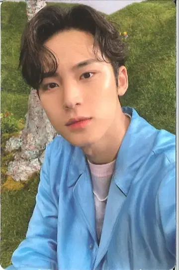 SEVENTEEN SECTOR 17 MINGYU 트레이딩 카드 핑크 노랑