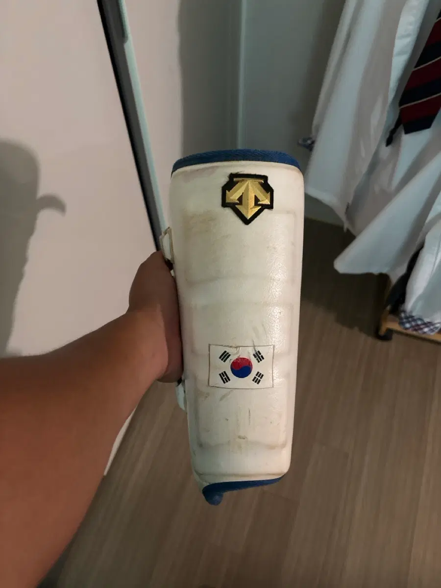 데상트 풋가드