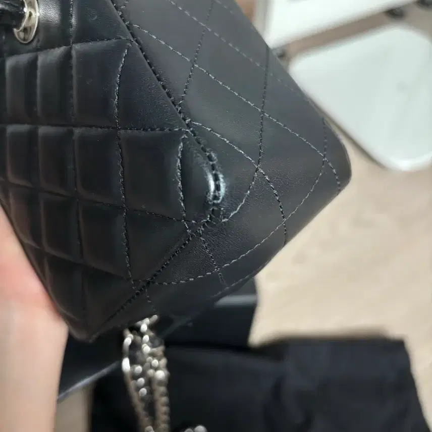 샤넬 뉴미니 램스킨 은장 사진 6
