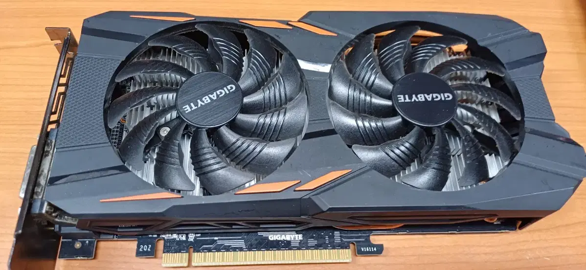 중고 gtx1050ti 4G 기가바이트