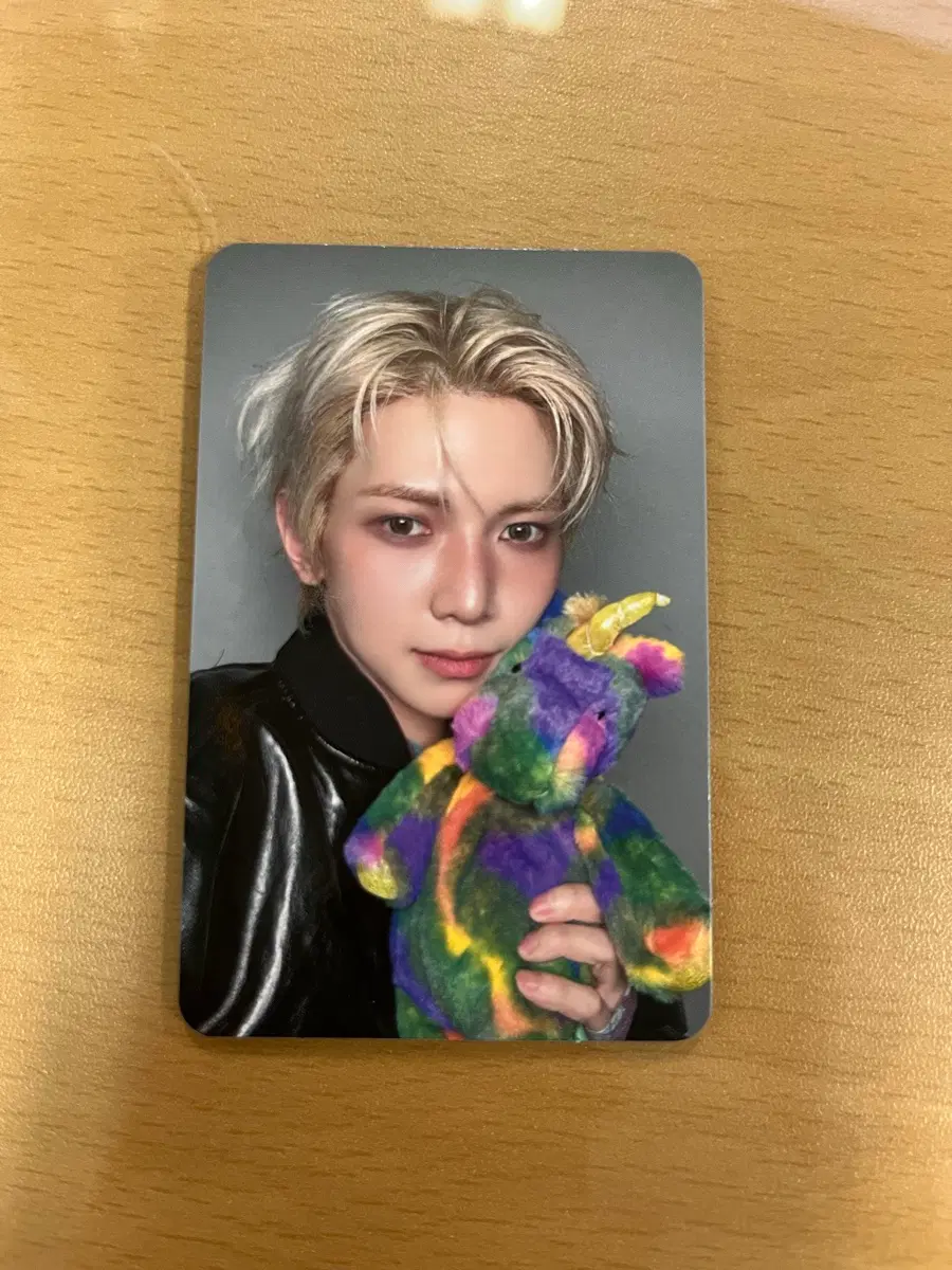 에이티즈 BAD 유니콘 여상