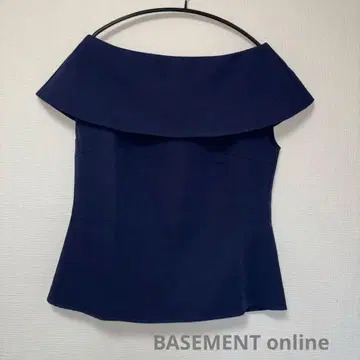 [ 새상품 ] BASEMENT online 케이프 블라우스 오프숄더 네이비