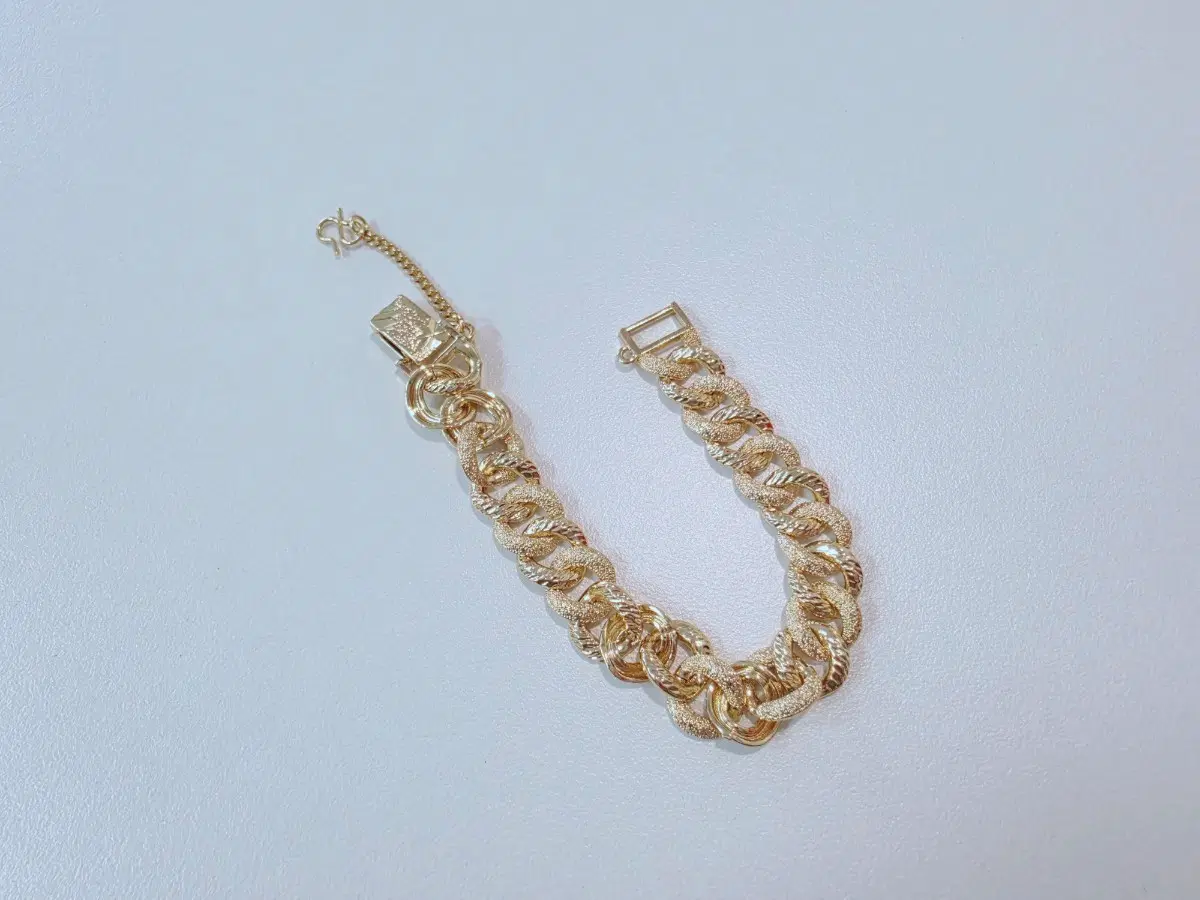 Gold Light Bracelet