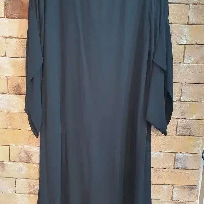 새상품)EILEEN FISHER 실크 블랙 발렛넥 원피스
