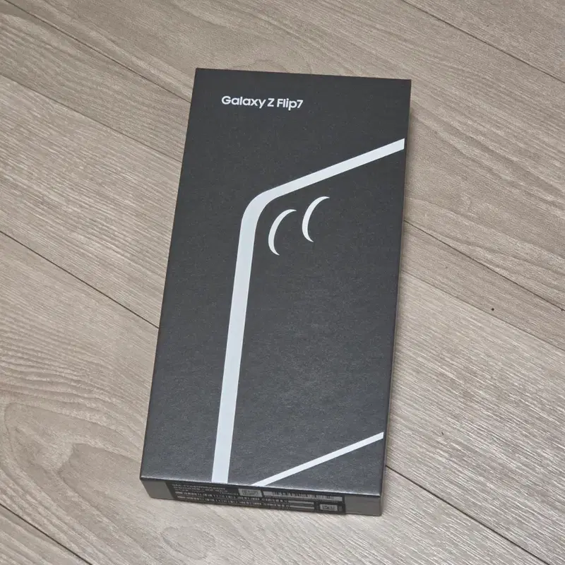 미개봉) 갤럭시 Z 플립7 256기가 블루 팝니다