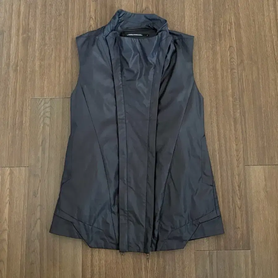 Julius Nylon Vest