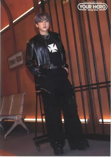 StrayKids SEASON'S GREETINGS 2025 MUSEUM 창빈 YOUR HERO 3/5