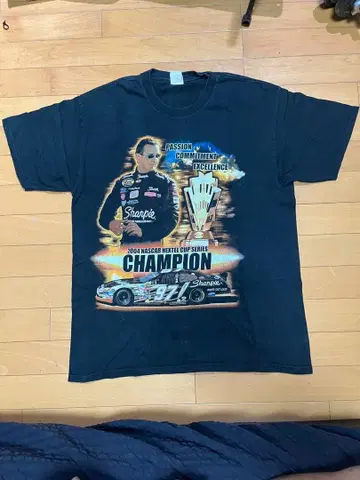 00s NASCAR 커트 부시 티셔츠