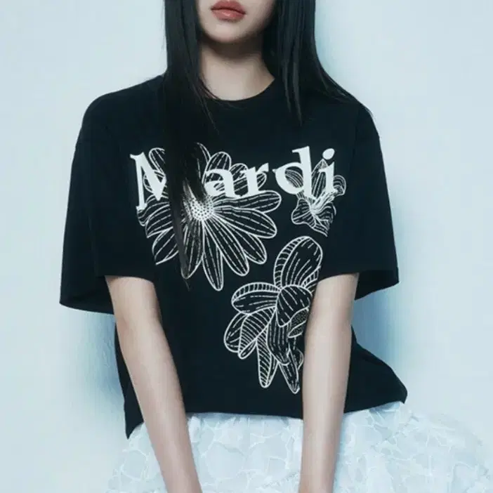 마르디메크르디 트리플라워 티셔츠