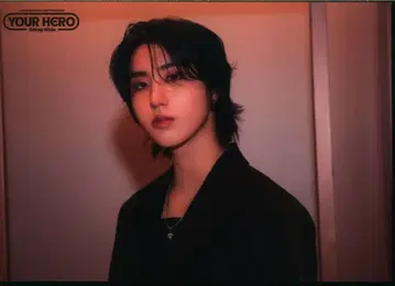 StrayKids SEASON'S GREETINGS 2025 MUSEUM HAN YOUR HERO 1/5