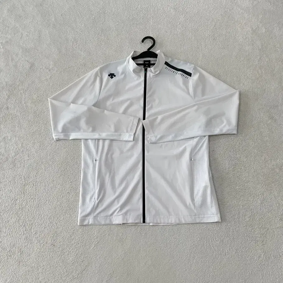 XL 데상트 남성 트레이닝 자켓 집업