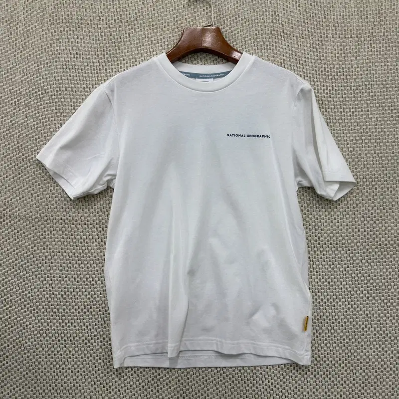 내셔널지오그래픽 반팔티 XS H02467