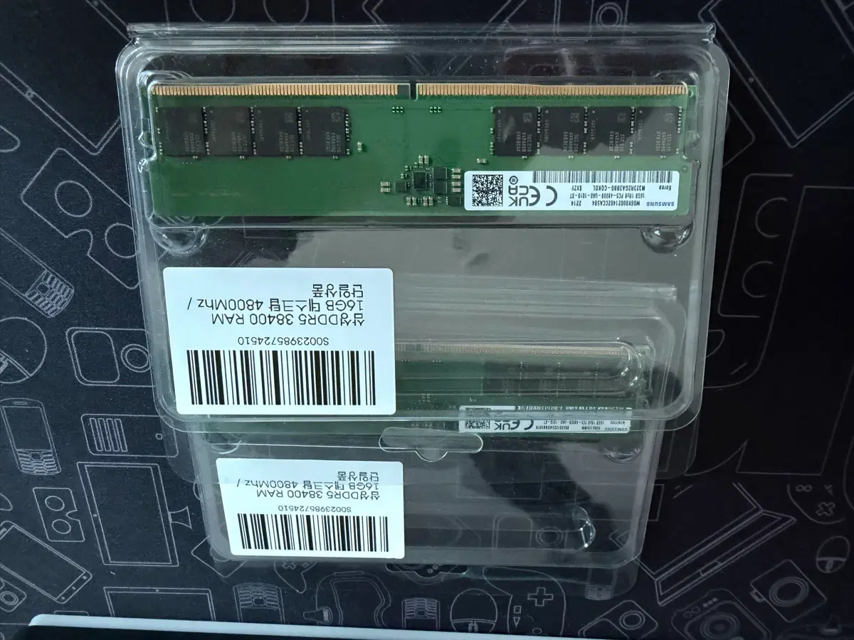 삼성 DDR5 UDIMM 16GB PC5-4800 2개