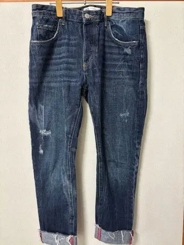 ZARA 데미지 가공 데님 팬츠 크롭 팬츠