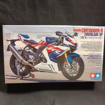 타미야 1/12 혼다 CBR1000RR-R 파이어블레이드 SP 30주년 기념 141