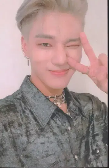 ATEEZ TREASURE EP.Fin: All to Action WOO YOUNG 트레이딩 카드 A