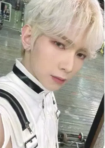 ATEEZ BEYOND:ZERO 여상 트레이딩 카드