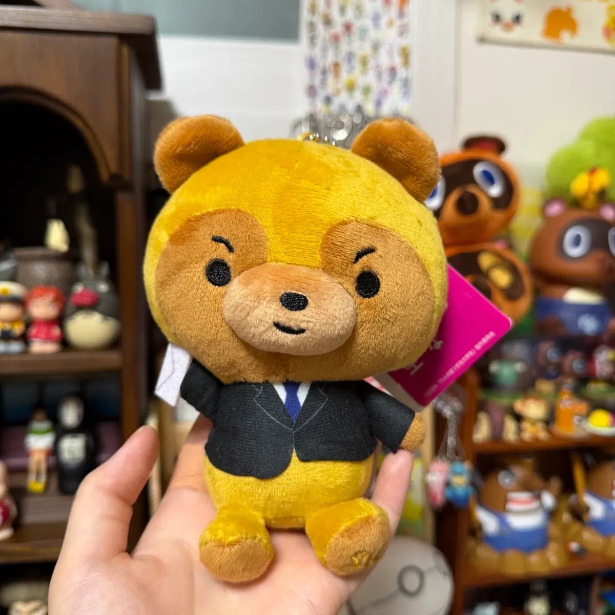 6인의거짓말쟁이대학생 너굴 인형