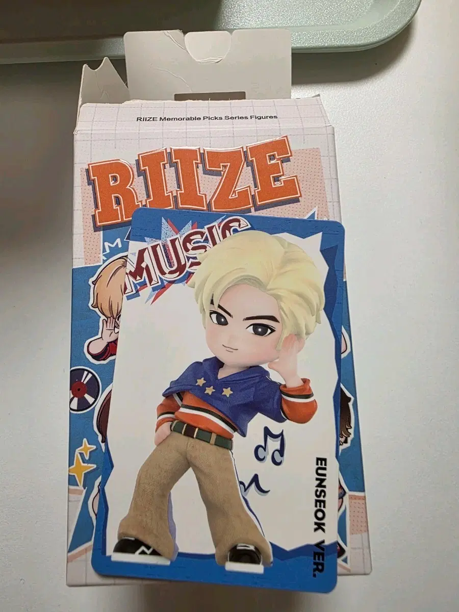 팝마트팝업 라이즈 메모러블 피규어 은석