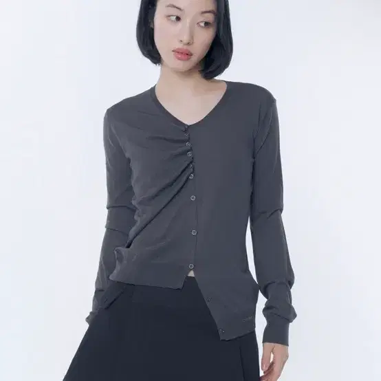 미세키서울 Half shirring button cardigan CHARCOAL