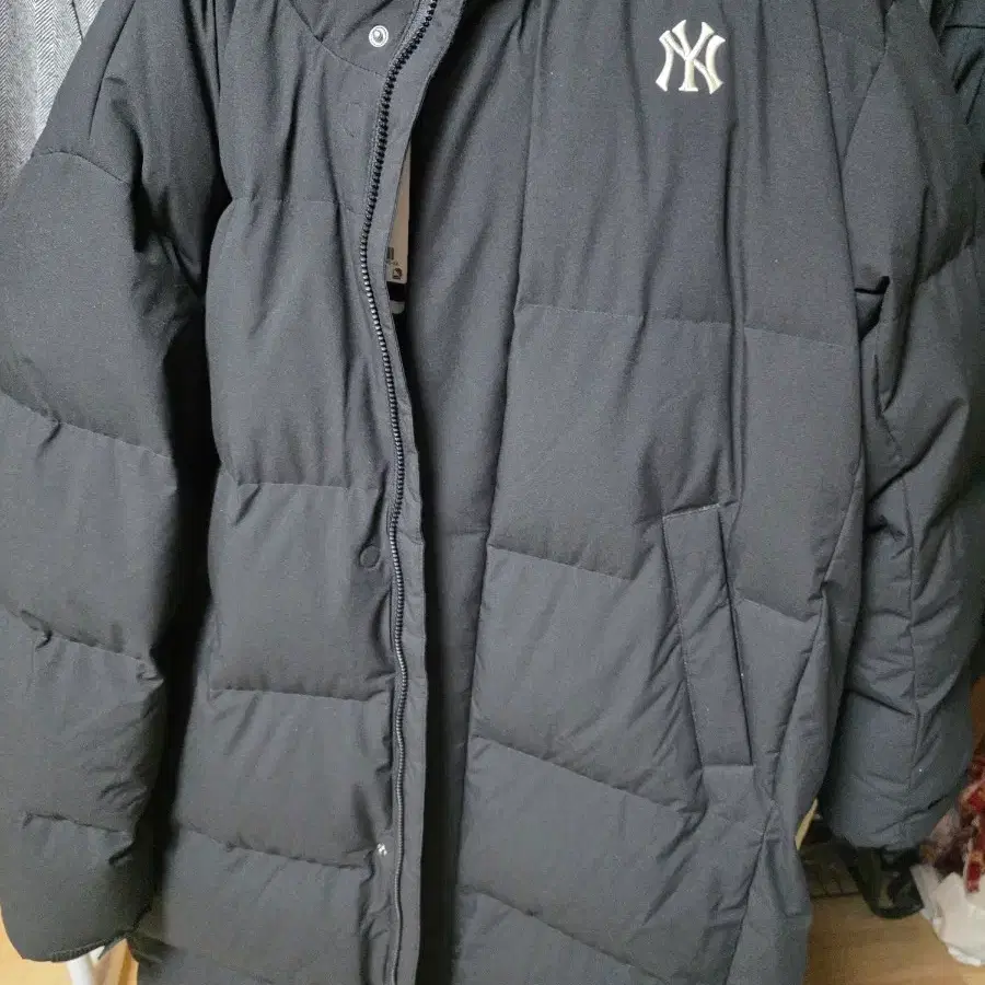 MLB엠엘비 롱패딩 기본급처 가격다운!!