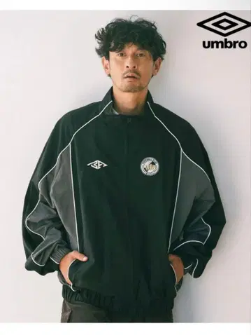 UMBRO 나일론 자켓 블랙 그레이