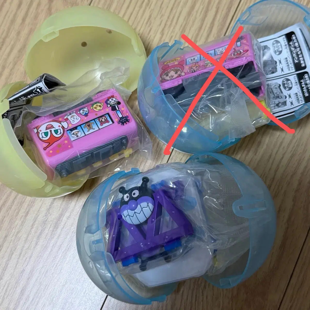 호빵맨 레일 기차 가챠