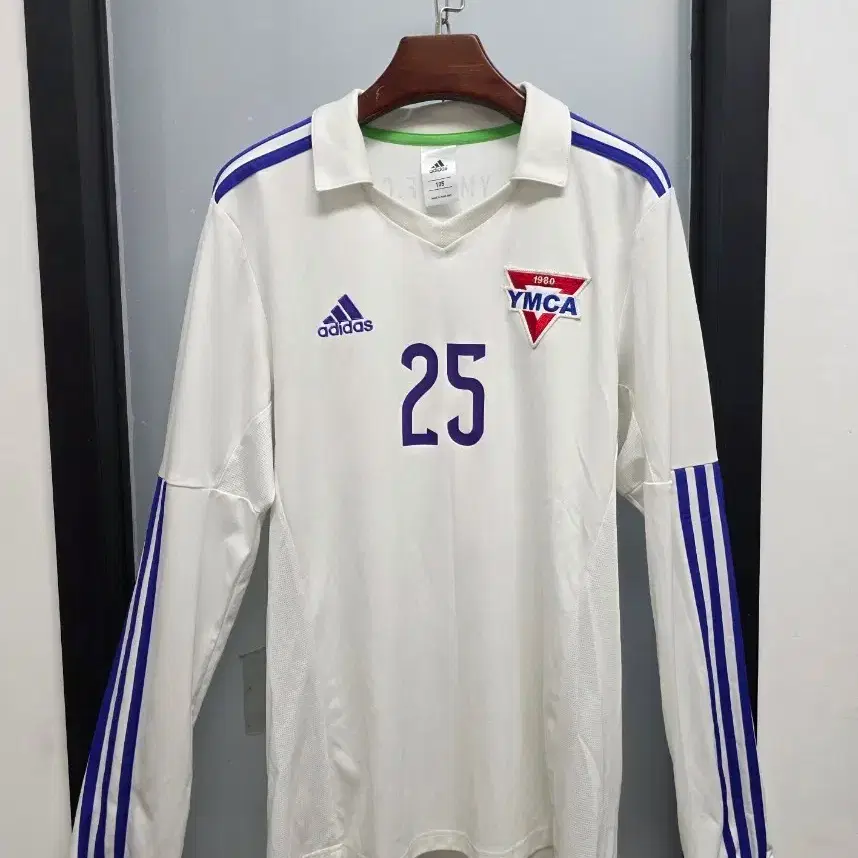 아디다스 YMCA 축구져지 105