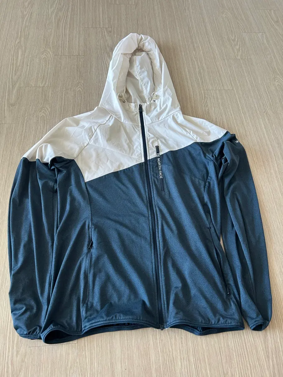 노스페이스 바람막이 자켓 S