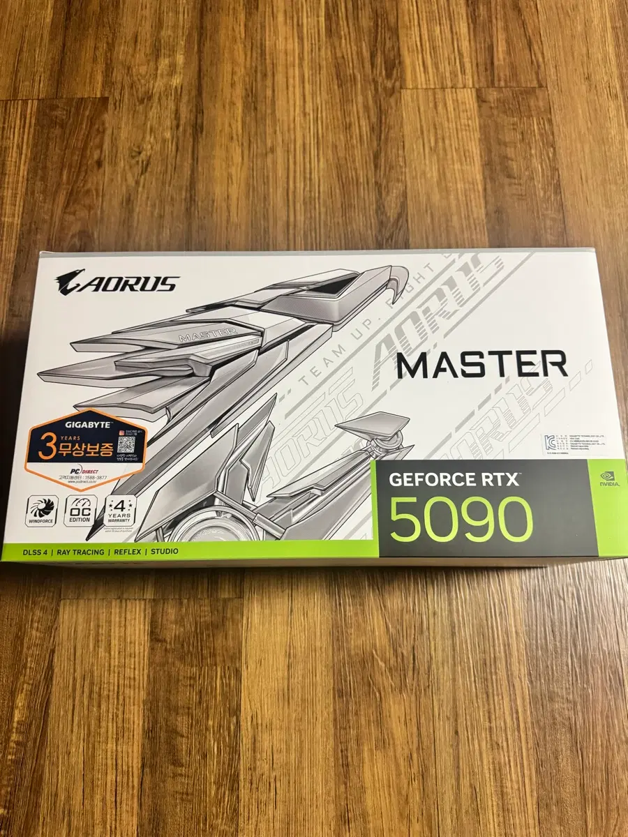 기가바이트 AORUS 지포스 RTX 5090 MASTER ICE